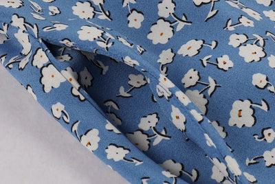 Rochie Vintage Albastră Evazată Cu Flori Albe