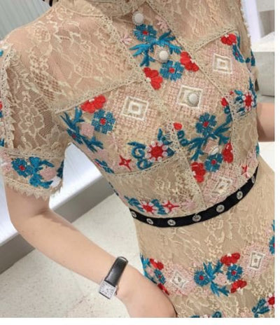 Rochie Lungă Cu Volane Vintage Champagne