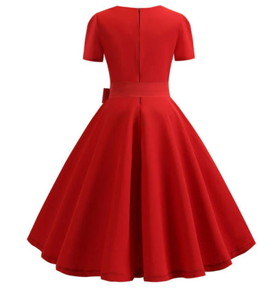 Rochie Roșie Vintage Anilor 50