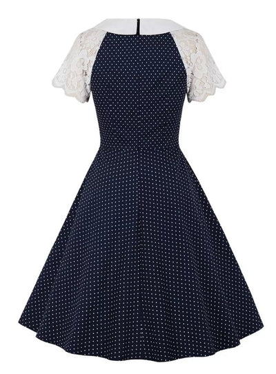 Rochie De Epocă Cu Guler Din Dantelă Albastră