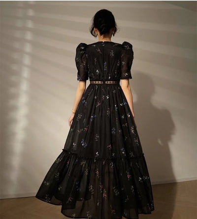 Rochie Neagră Vintage Cu Decolteu În V