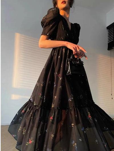 Rochie Neagră Vintage Cu Decolteu În V