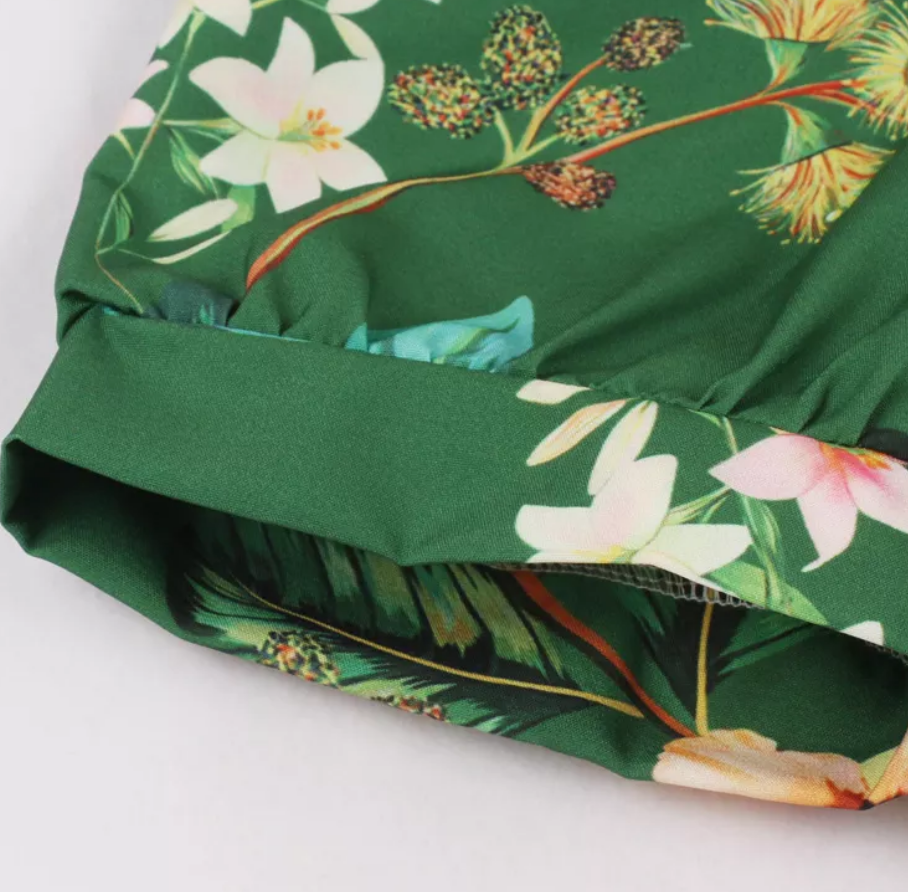 Rochie Tipică Anilor 50