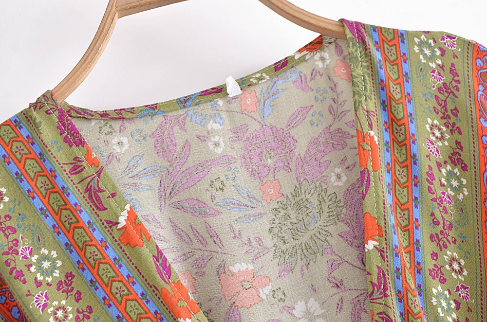 Frumoasa Rochie Hippie Din Anii '70