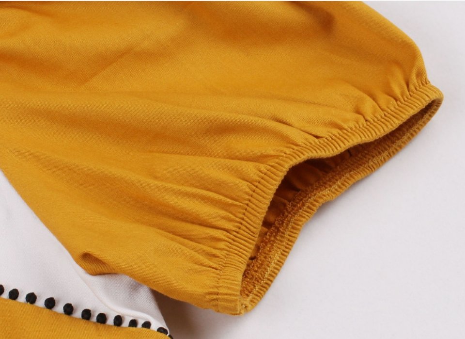 Destul De Rochie Galbenă Și Albă Design Vintage