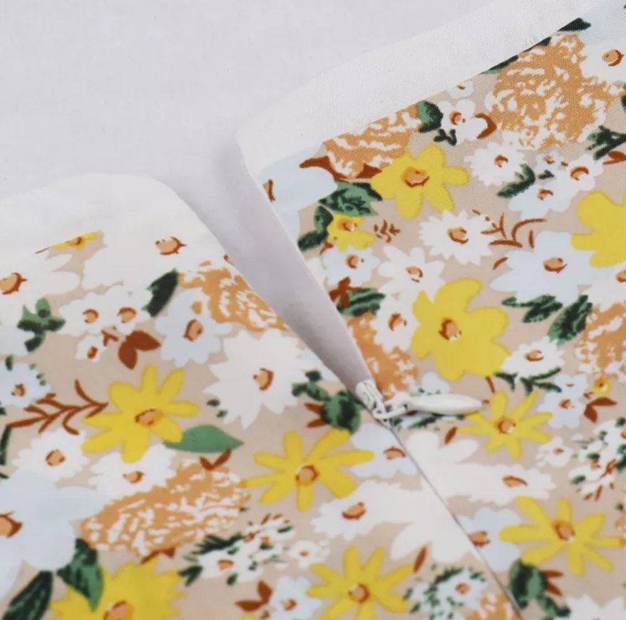 Rochie Pin Up Anii 50 Flori Galbene