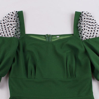 Rochie Verde De Damă Din Anii 50