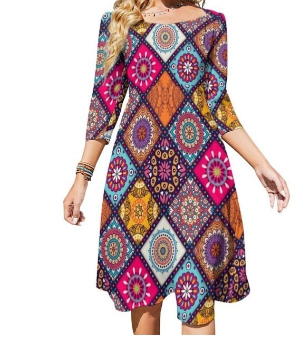 Rochie Hippie Colorată Din Anii 70
