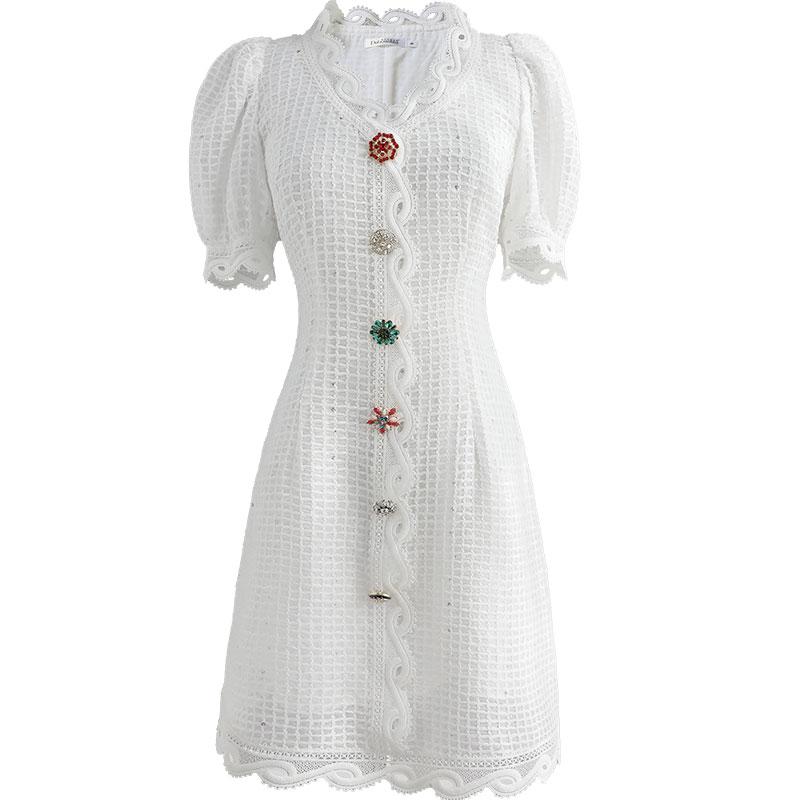 Rochie De Epocă Cu Nasturi În Față
