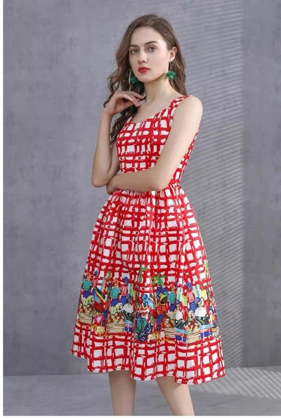Rochie De Epocă Cu Carouri Roșii Anilor 40