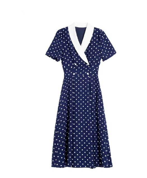 Rochie Vintage Cu Buline Drepte