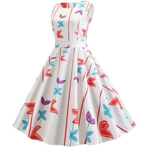 Rochie Simplă Din Anii 50