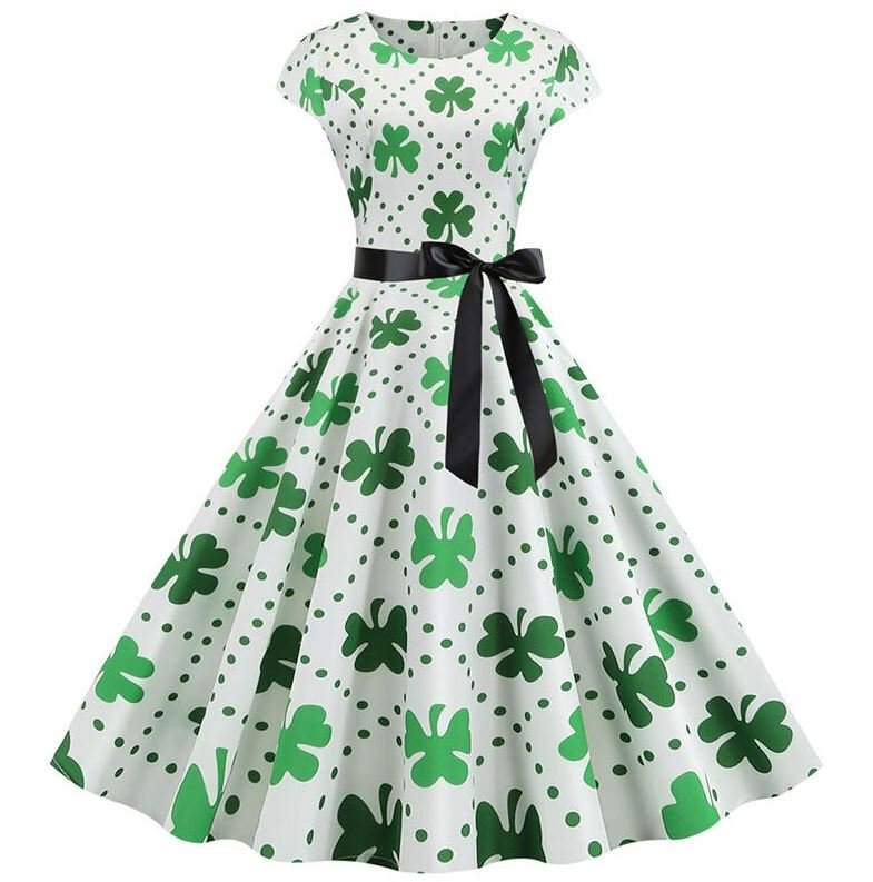 Rochie Evazată Cu Flori Albe De Epocă