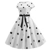 Rochie Evazată Albă De Epocă Cu Buline Negre