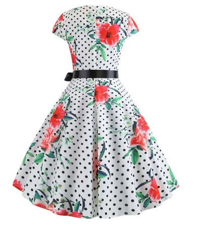 Rochie Evazată Cu Maci De Epocă