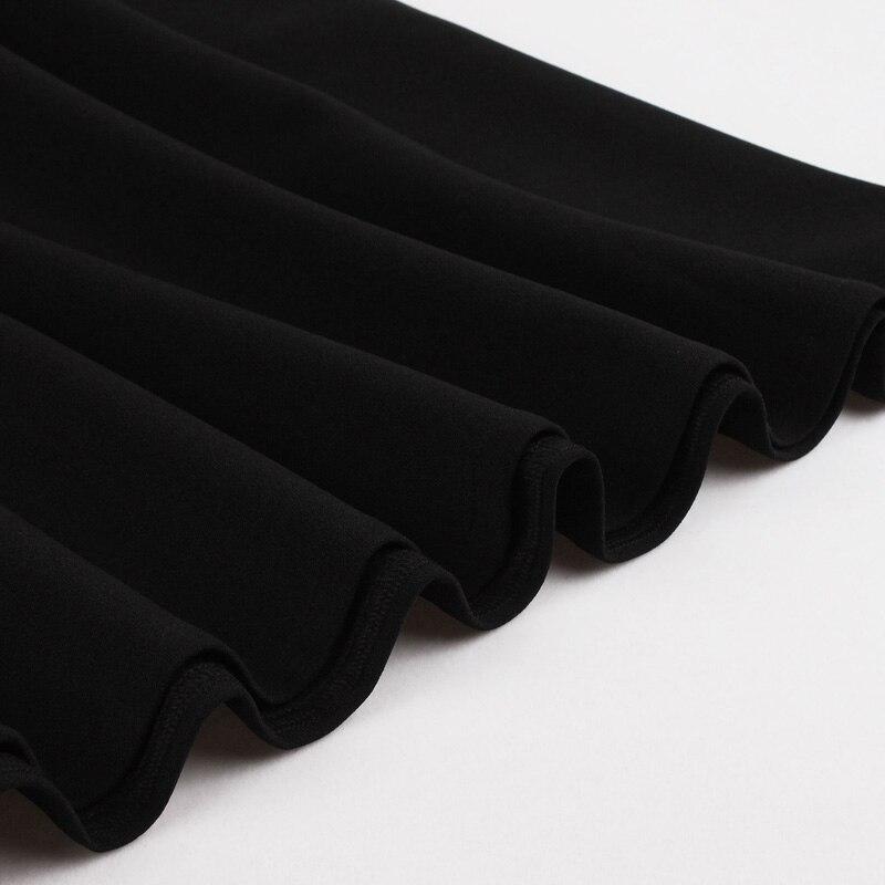 Rochie Neagră Anilor 50