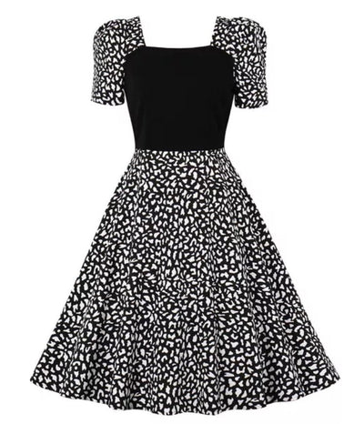 Rochie Neagră În Stil Anilor 50
