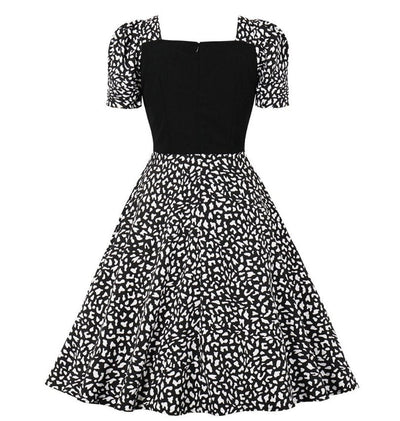 Rochie Neagră În Stil Anilor 50