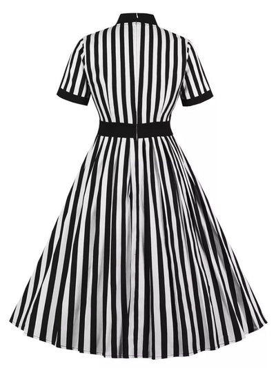 Rochie Trapez Vintage Cu Centura Cu Fundita