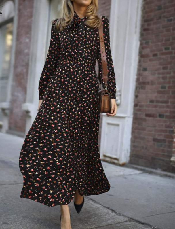 Rochie Neagră Fluidă De Epocă Anilor 40