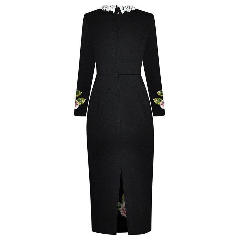 Rochie Vintage Anilor 40 Cu Trandafiri Mari