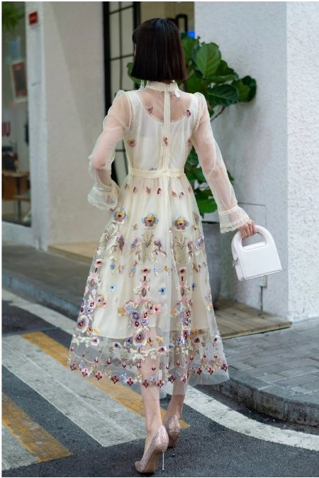 Rochie Lungă De Epocă Anii 40 Champagne