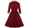 Rochie Roșie Cu Decolteu În V De Mărime Plus Vintage