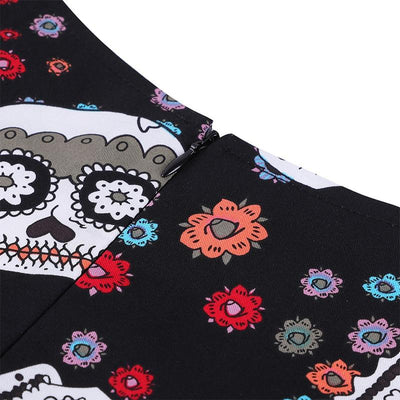 Rochie Neagră Cu Craniu De Mărime Plus Vintage