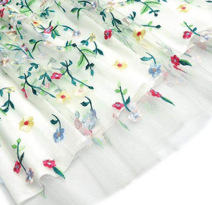 Rochie Albă De Epocă Modernă