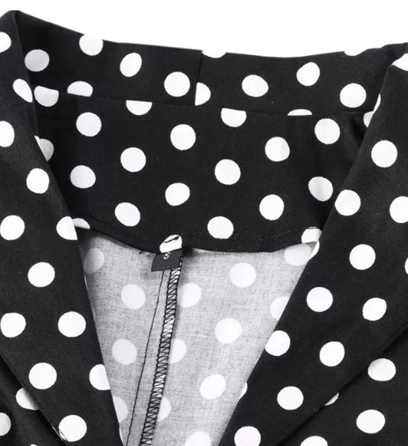 Rochie Vintage Neagră Cu Buline Pin Up