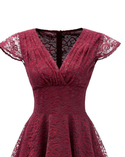 Rochie De Recepție Roșie De Epocă