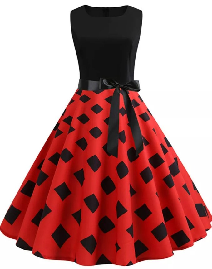 Rochie Roșie De Epocă Modernă