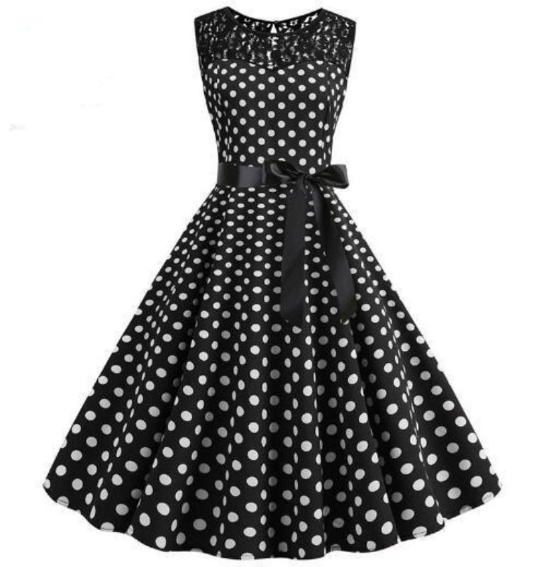 Rochie Vintage Cu Buline Din Dantela Neagra