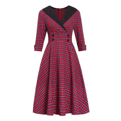 Rochie Roșie De Iarnă De Epocă